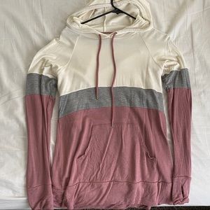 Hooded pullover